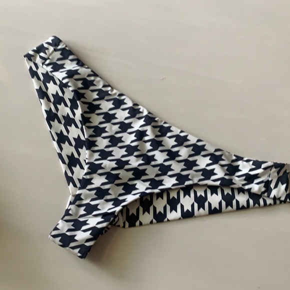 Frankis bikinis bikini bottom new without tags - Picture 2 of 4